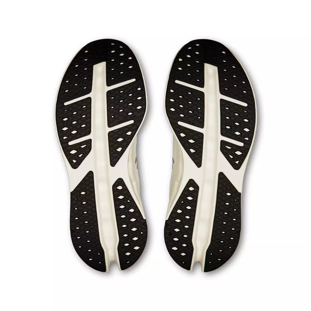 On Running Cloudsurfer Max Ivory Salmon