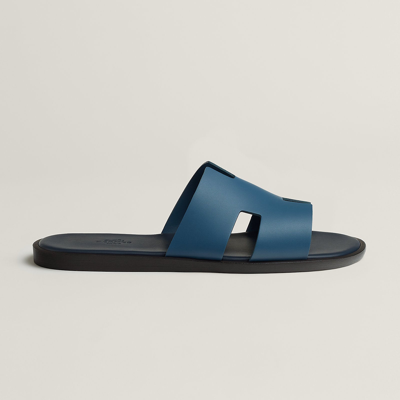 Hermès Izmir sandal 'Bleu Turquin / Marine'
